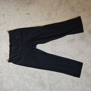 Nike Dri-Fit Spandex Cropped Leggings w/ key pocket (Medium)
